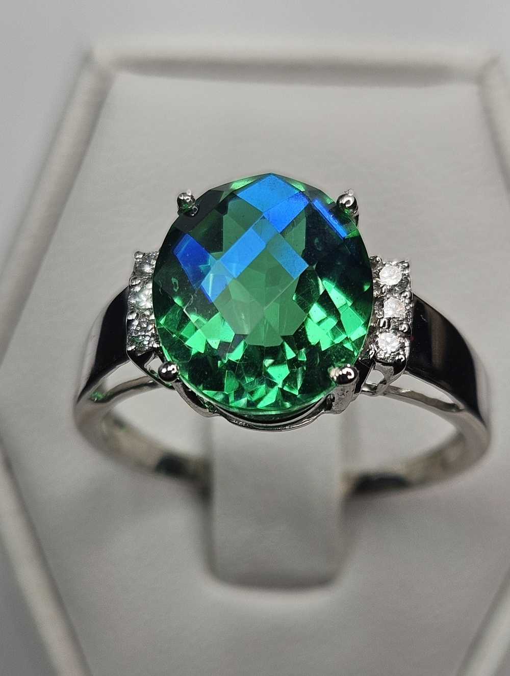 14k White Gold Color Change Peacock Quartz & Diamond Ring